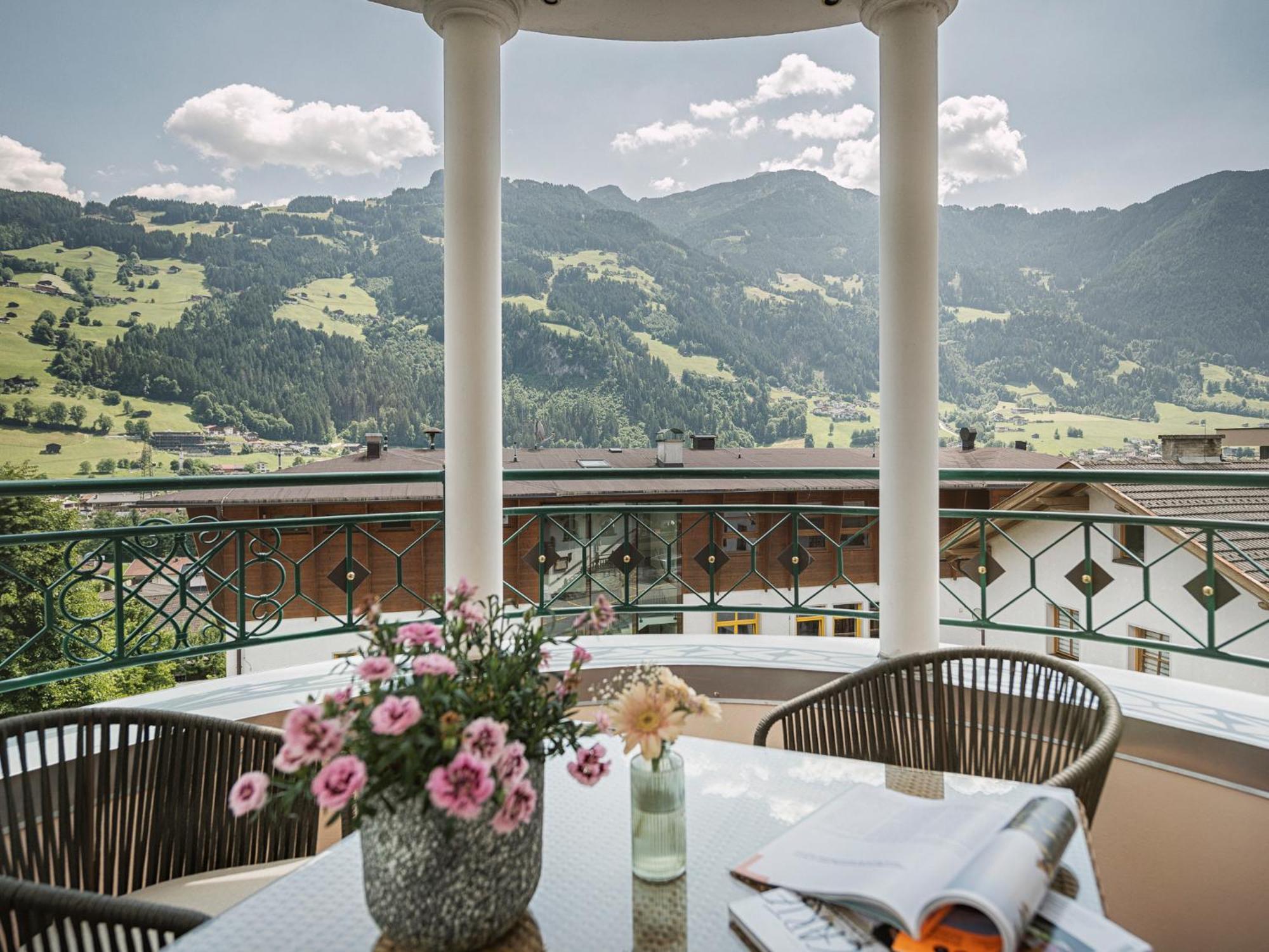 Hotel Sieghard Zillertal Hippach Exterior foto